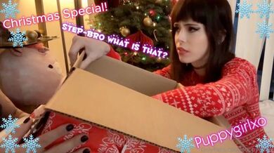 美妙的吃鸡游戏开始，互相品尝完对方的味道后开始了激情的后入